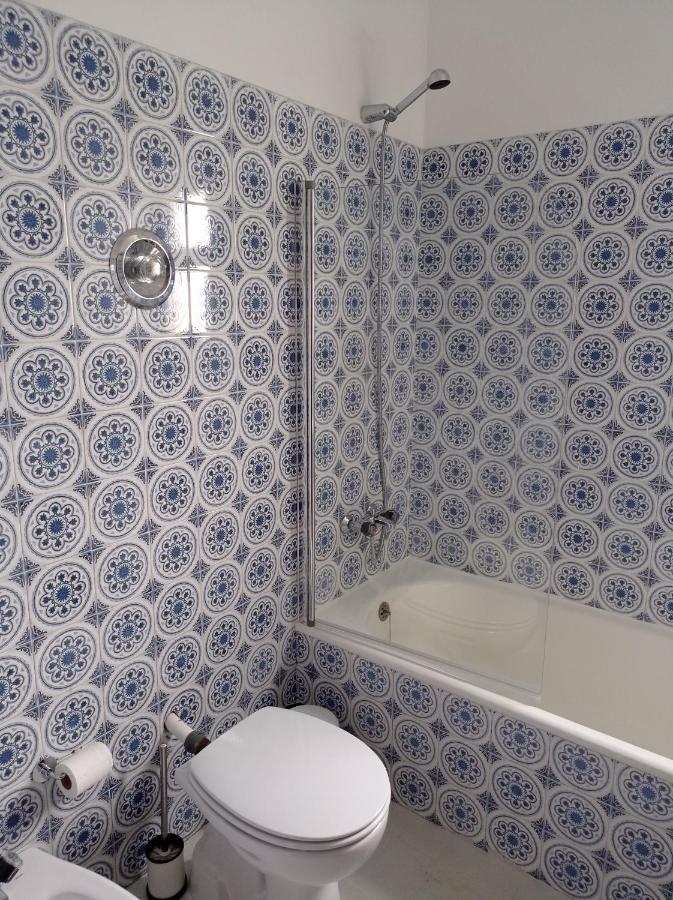 Family Apartment Lisbon-เอสตอริล ภายนอก รูปภาพ