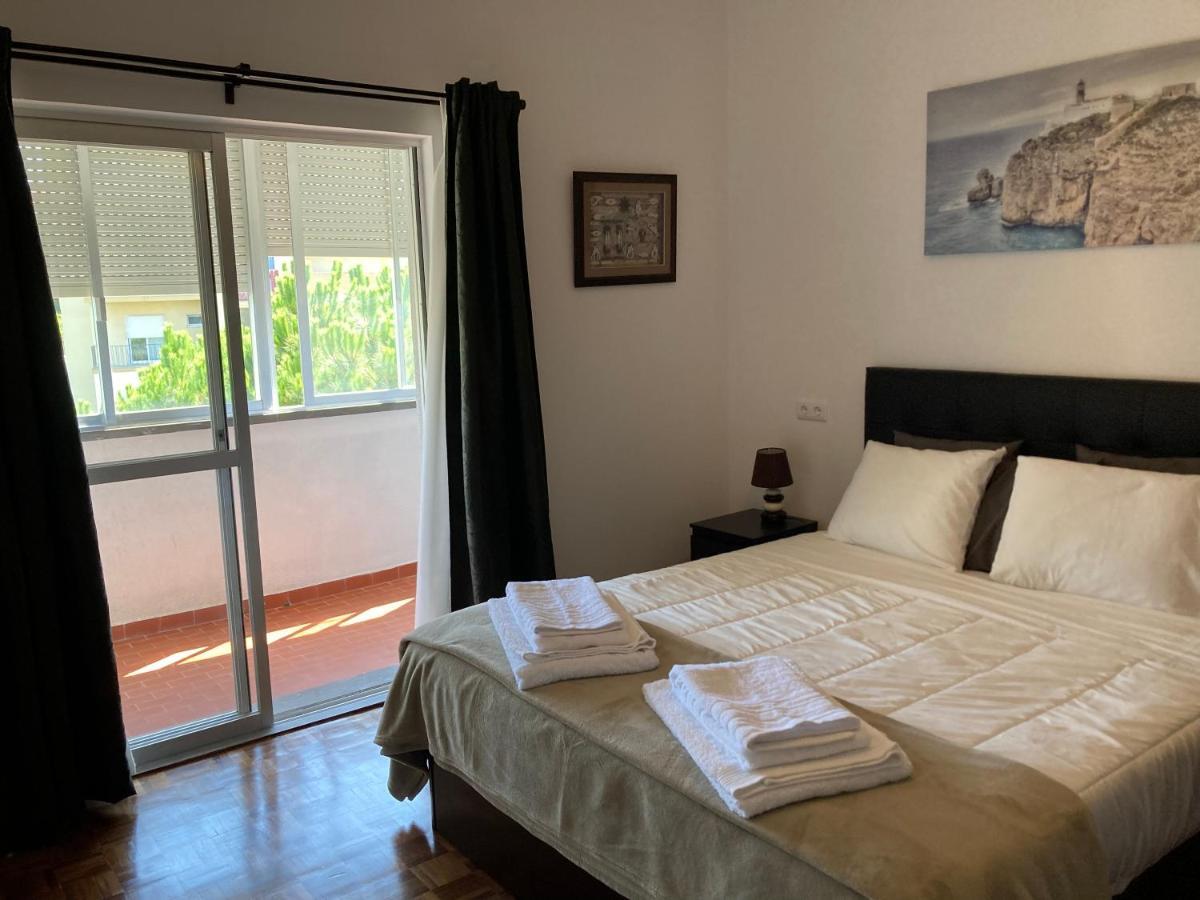 Family Apartment Lisbon-เอสตอริล ภายนอก รูปภาพ
